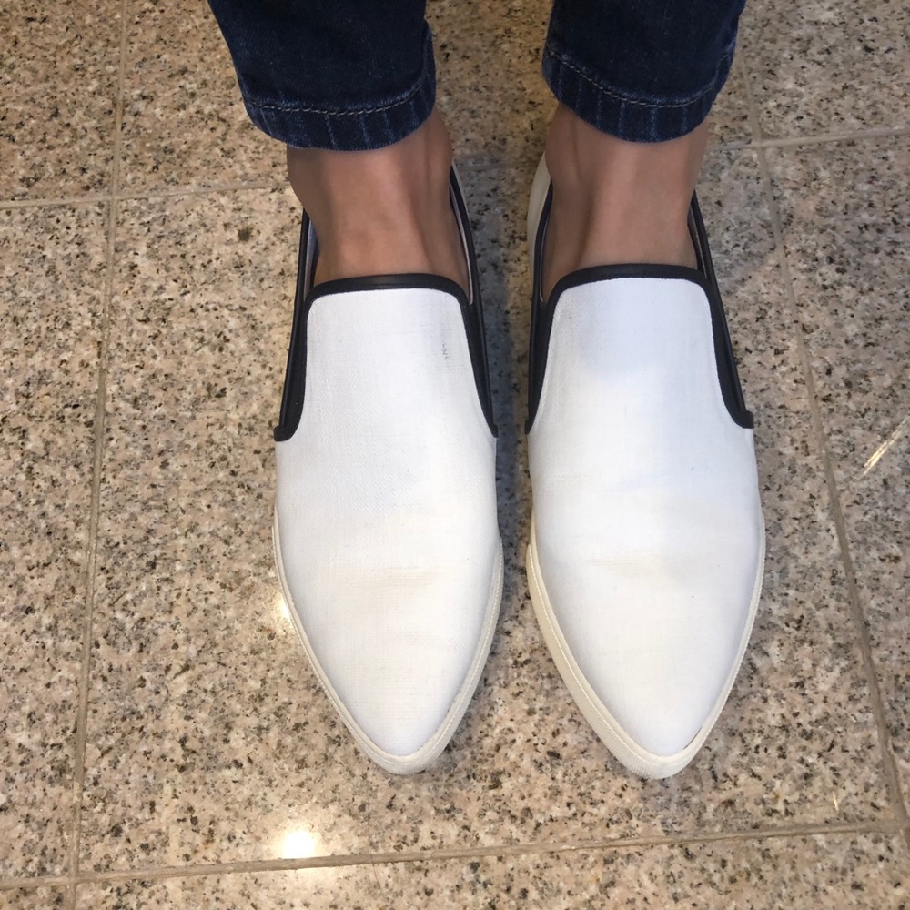 Vince Pointed Tow Slip-On Sneaker